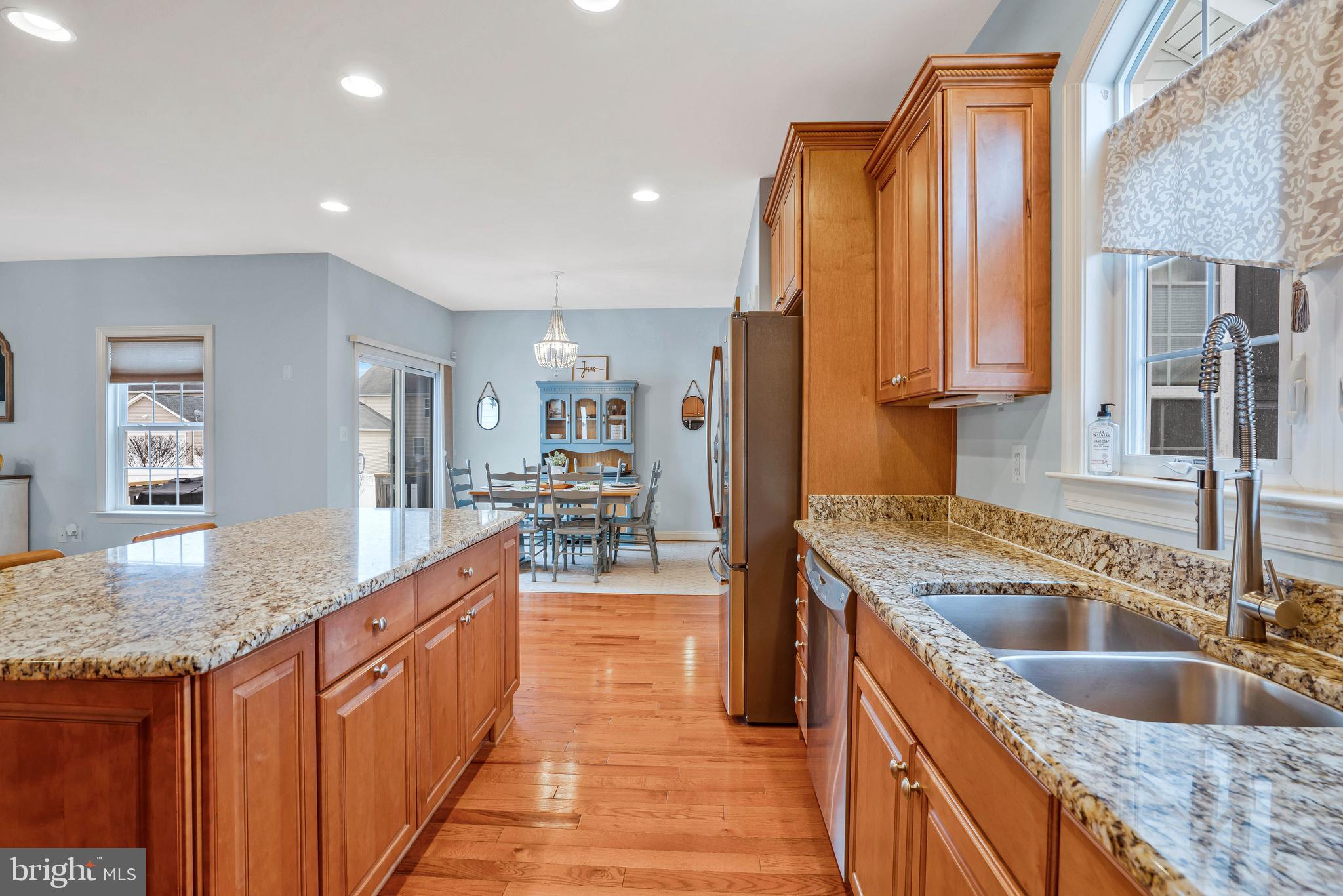 LEONARDS GRANT - Residential