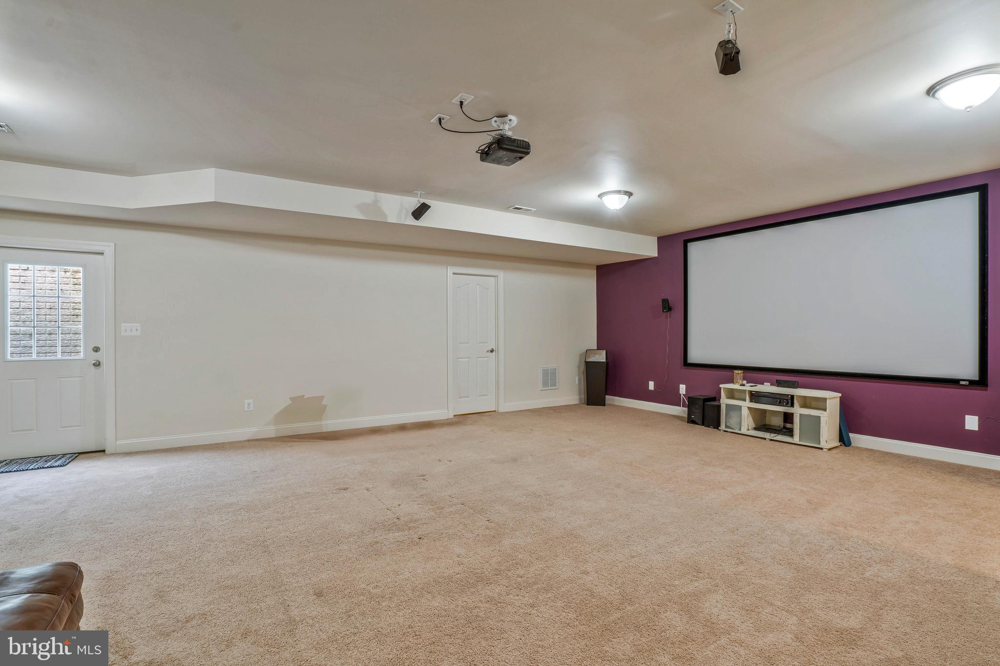 LEONARDS GRANT - Residential