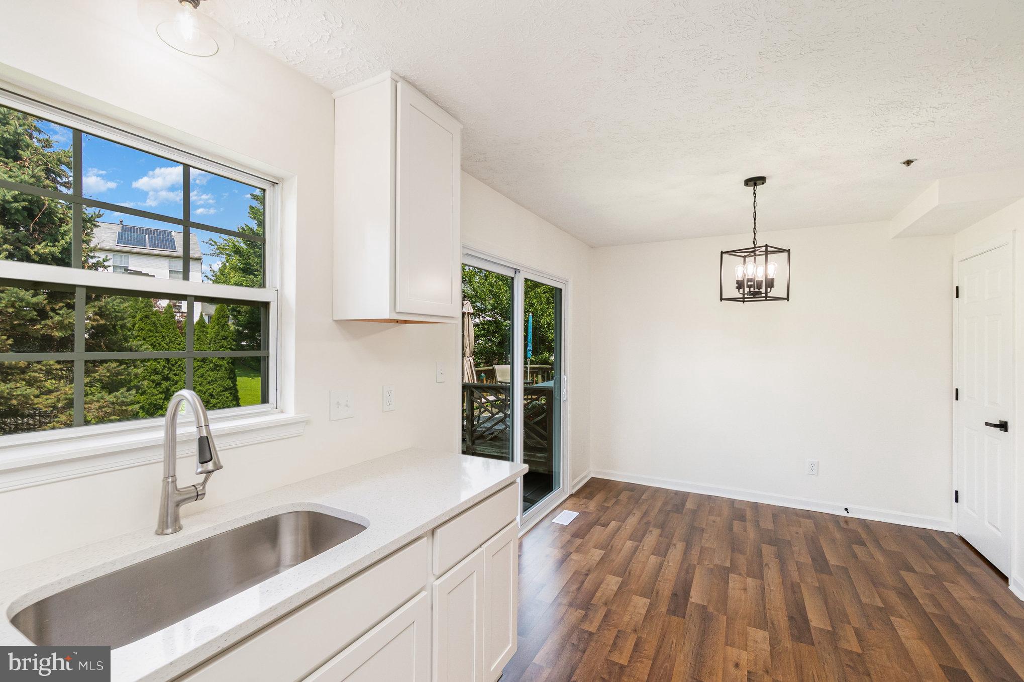 GRACE HARBOUR - Residential