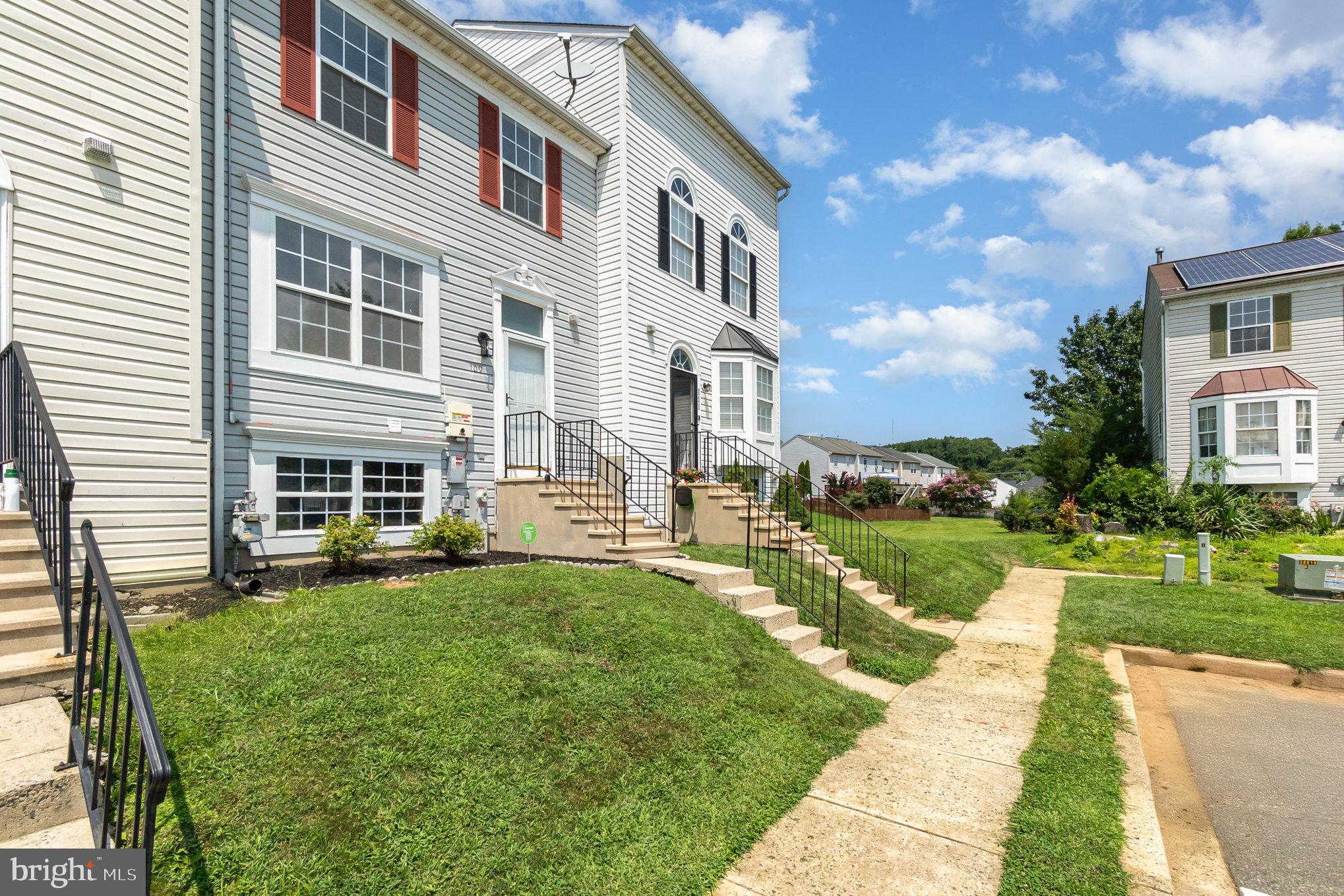 109 HERON COURT