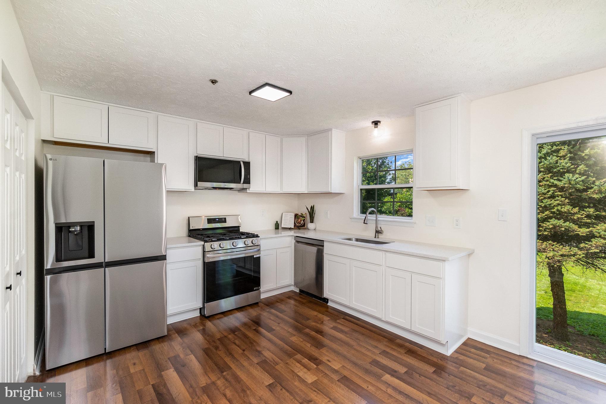 GRACE HARBOUR - Residential