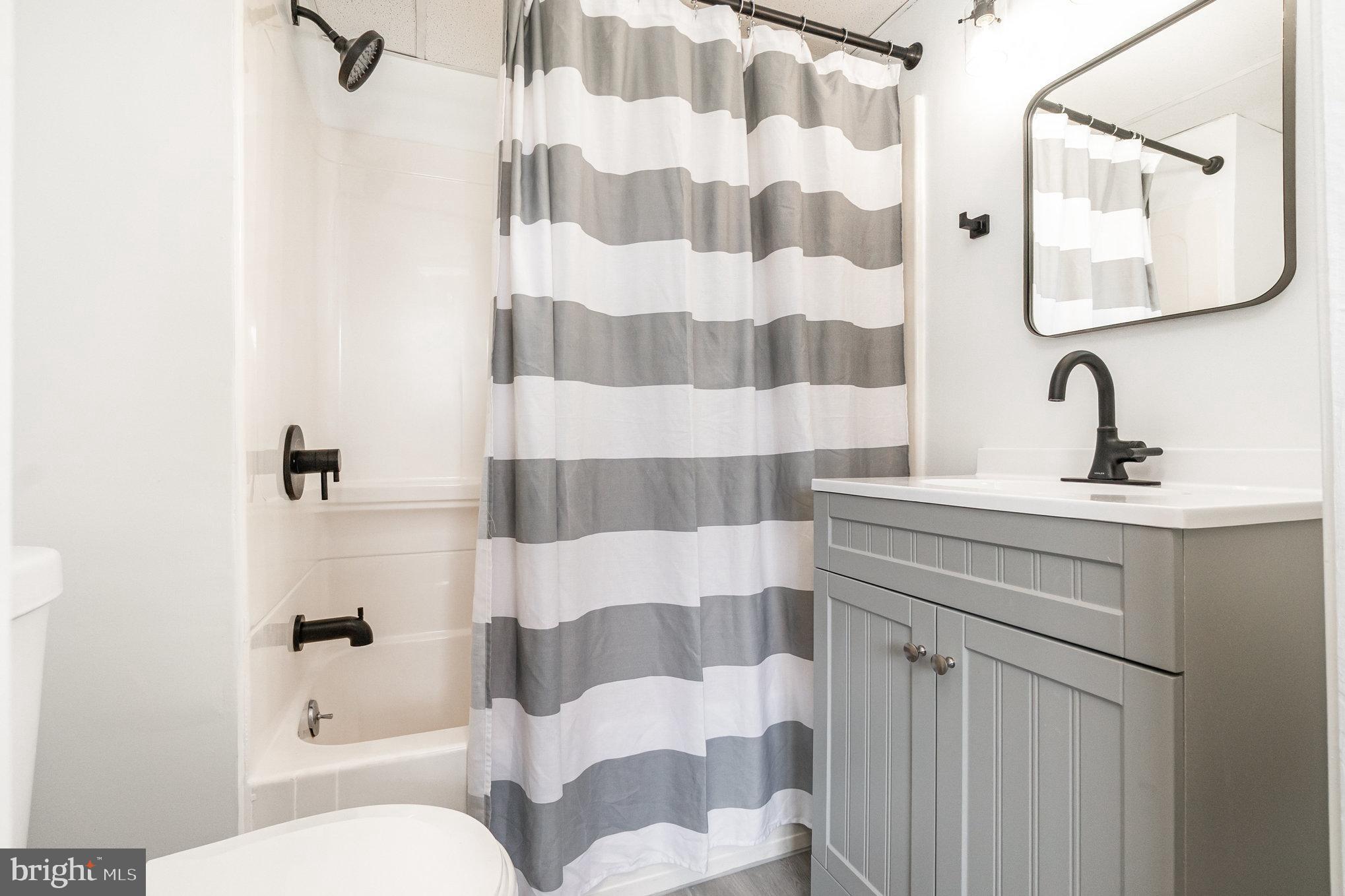 GRACE HARBOUR - Residential