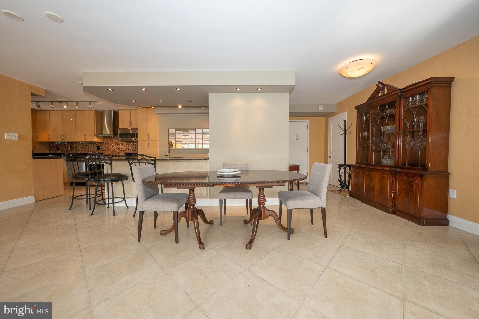 SUTTON TERRACE - Residential