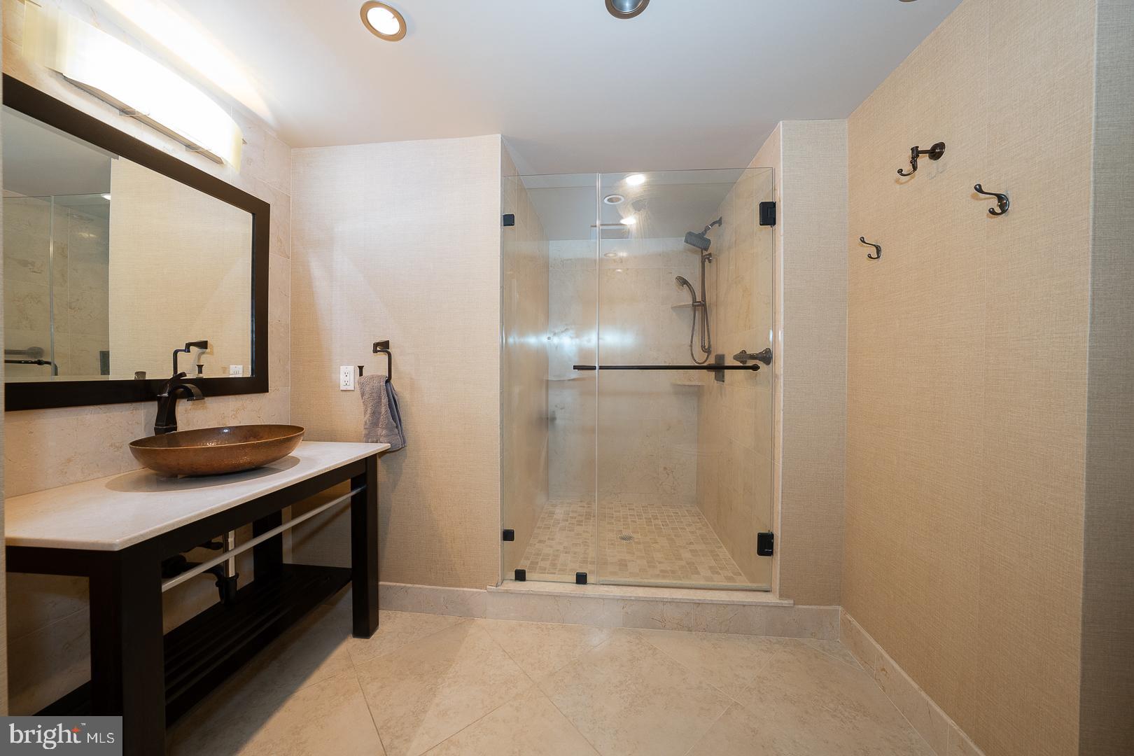 SUTTON TERRACE - Residential