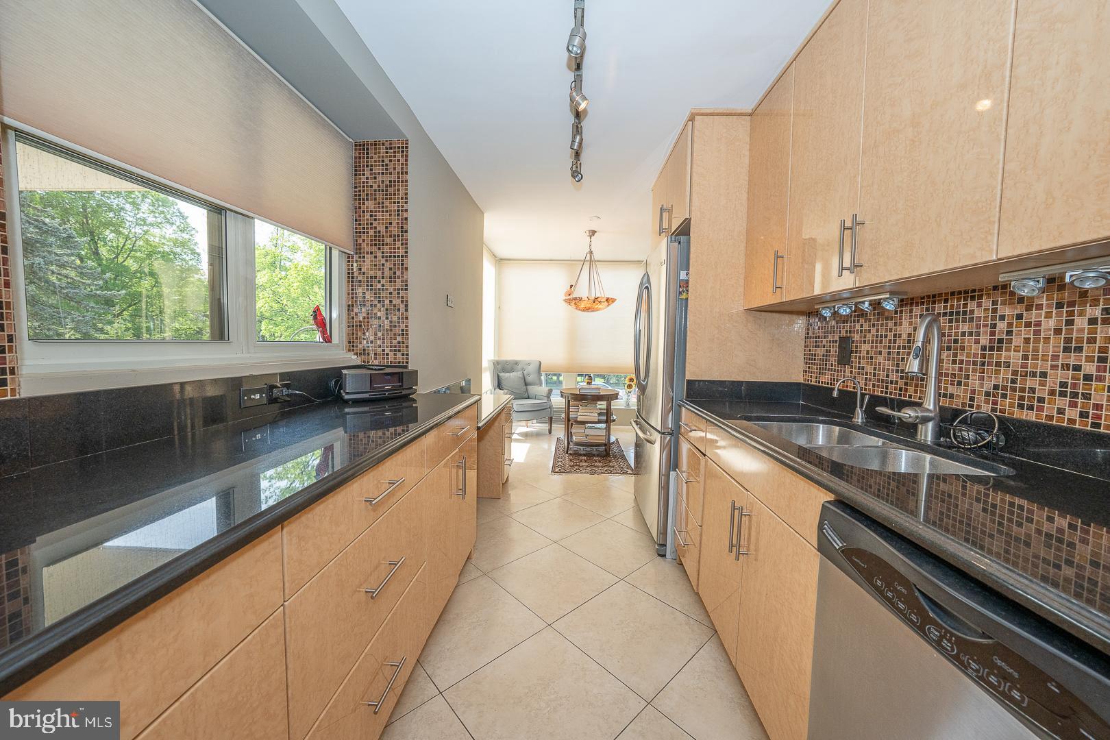 SUTTON TERRACE - Residential