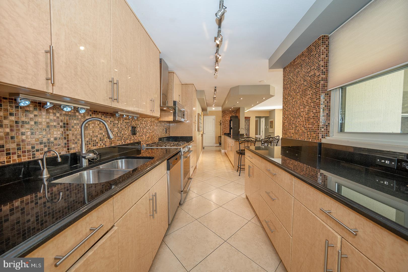 SUTTON TERRACE - Residential