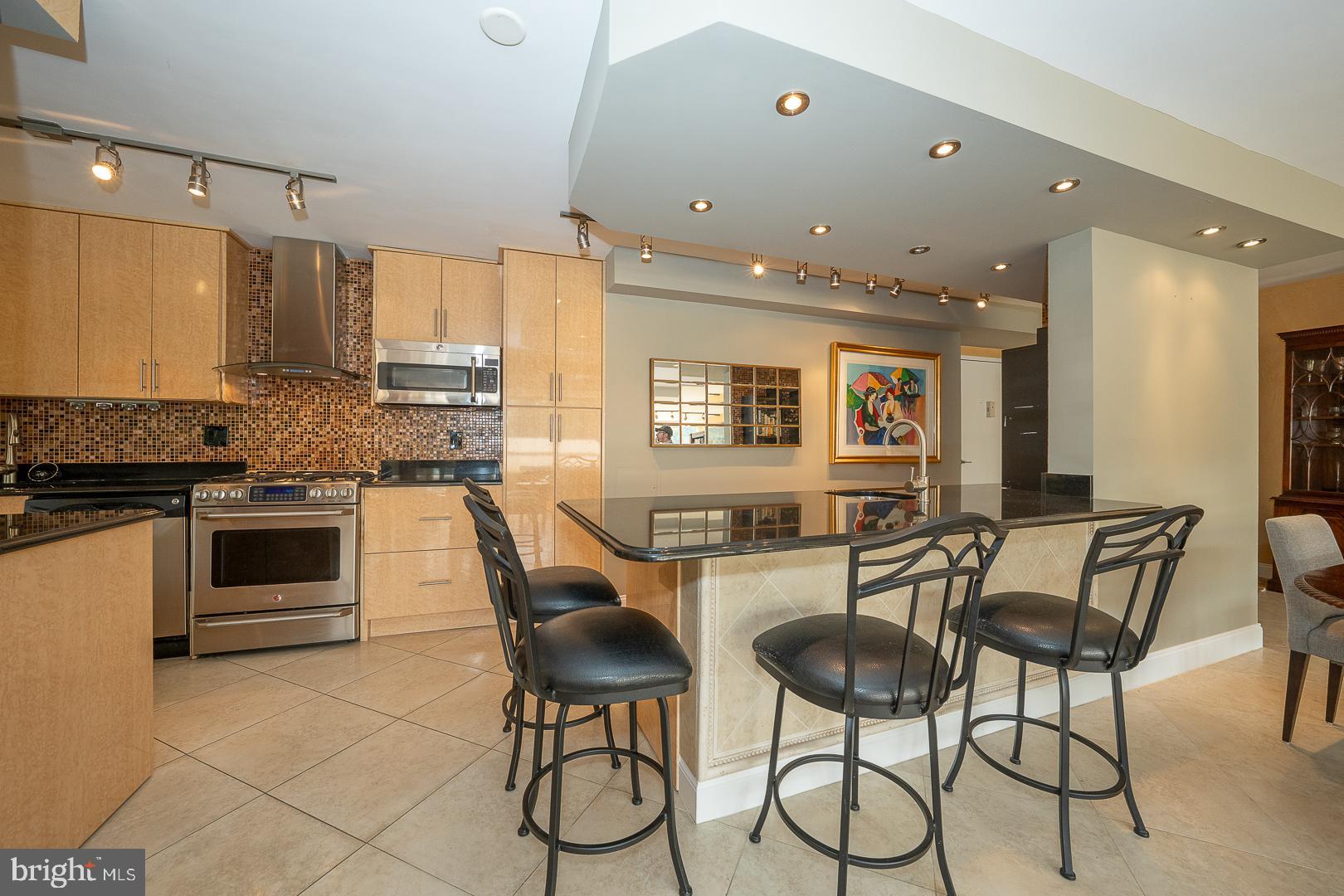 SUTTON TERRACE - Residential