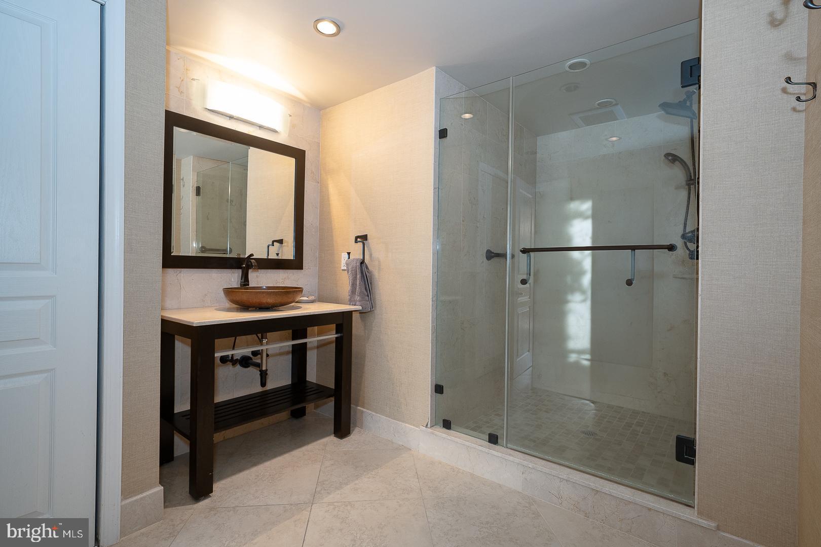 SUTTON TERRACE - Residential