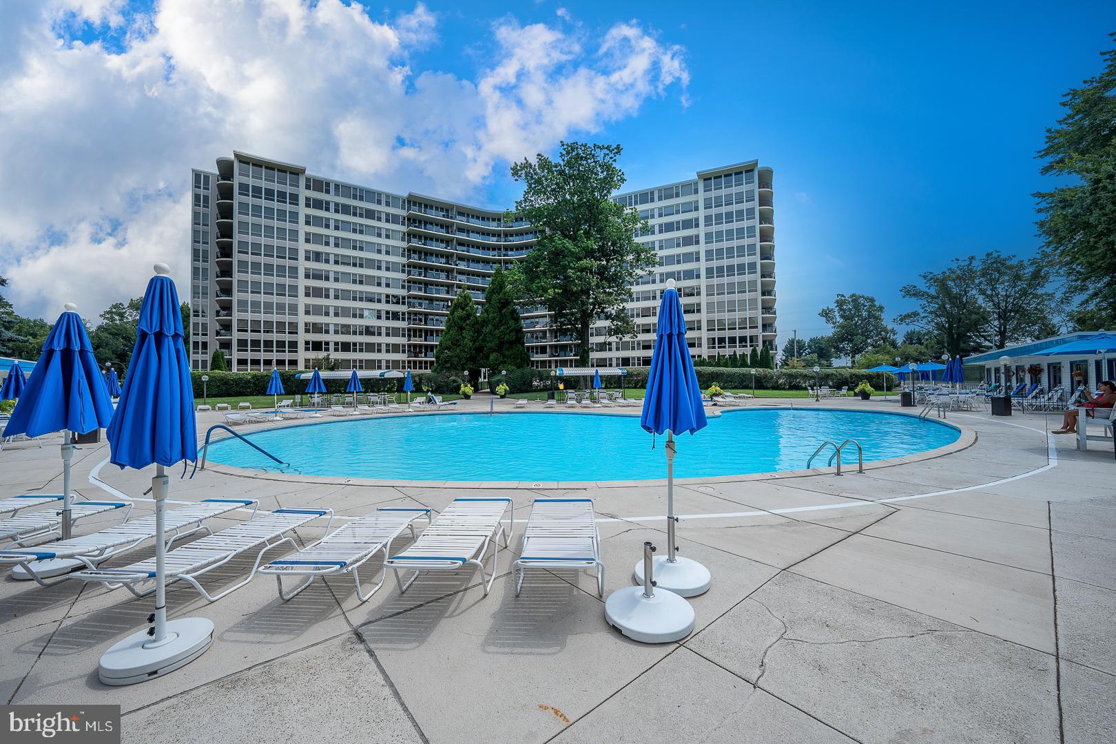 SUTTON TERRACE - Residential