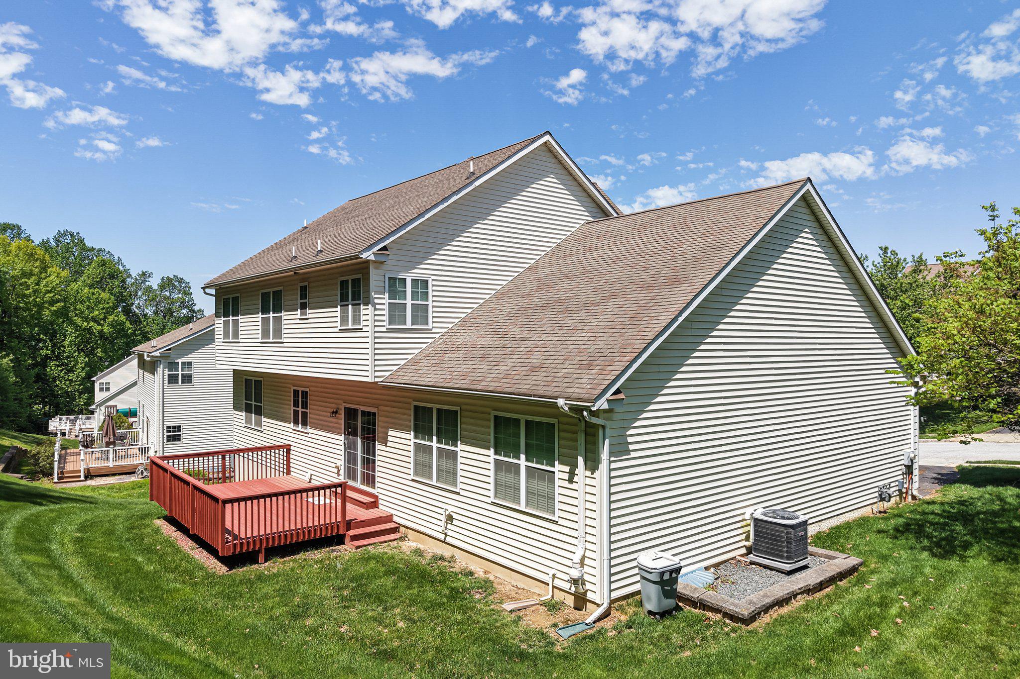 RESERVE AT BAILEY ST - Residential