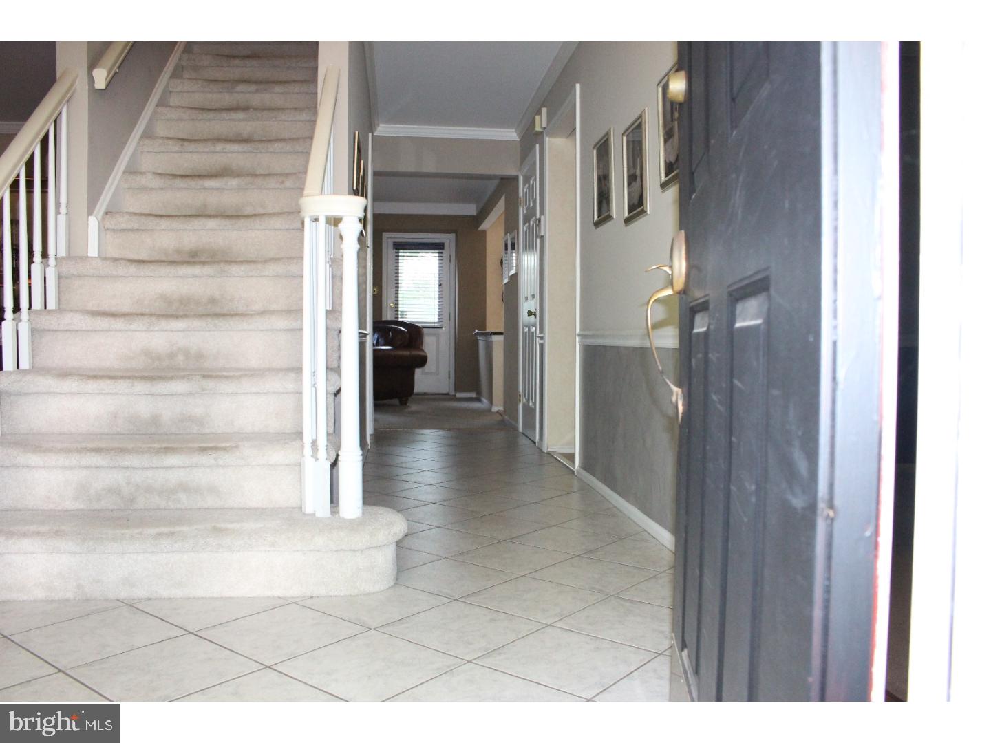 HAMPTON ESTS - Residential