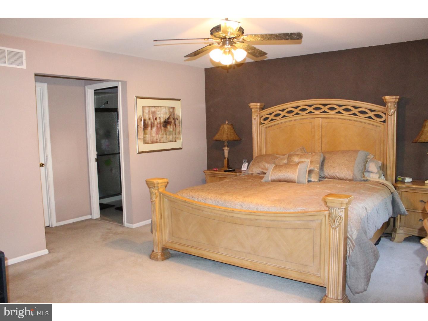 HAMPTON ESTS - Residential