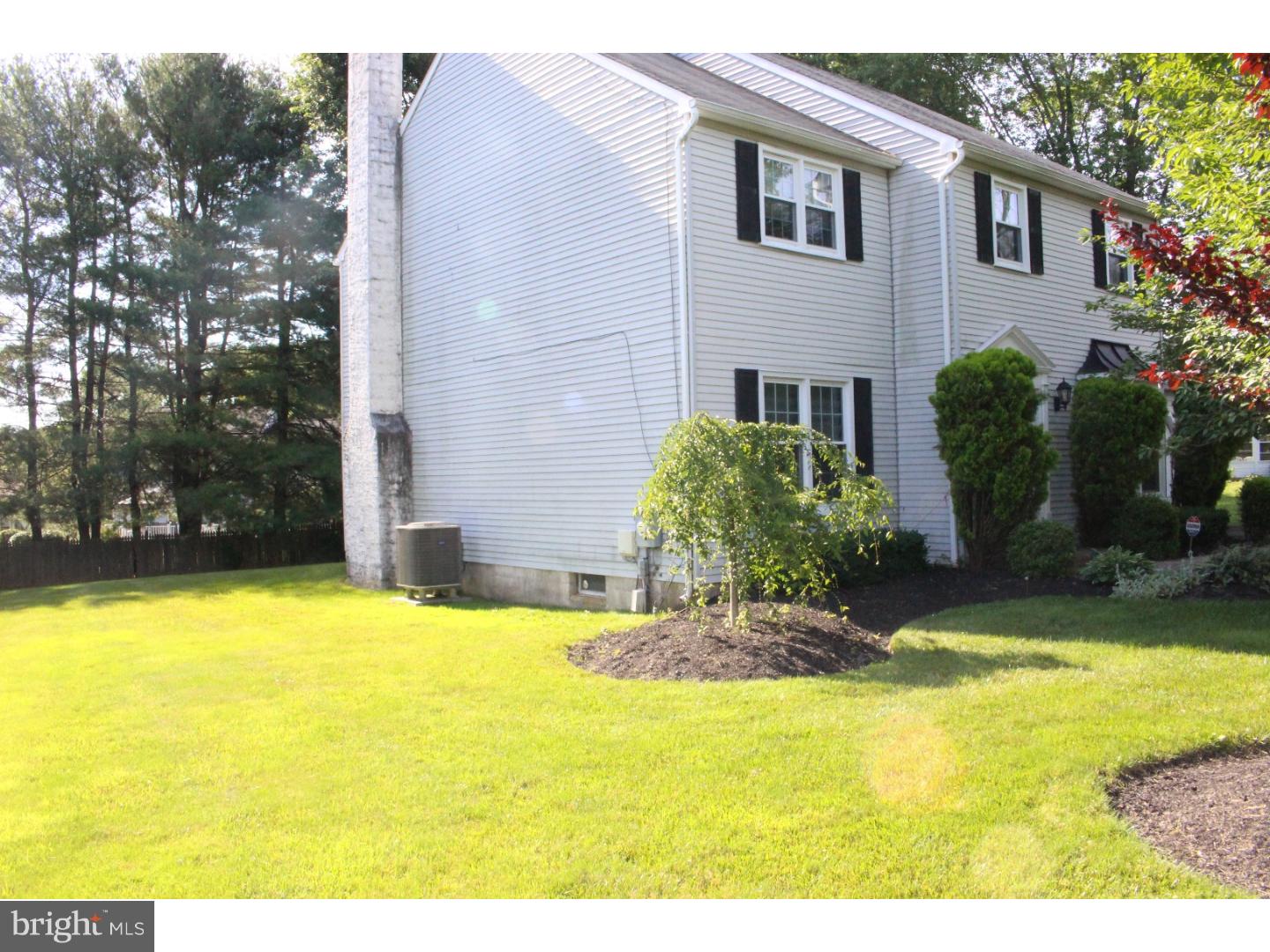 HAMPTON ESTS - Residential