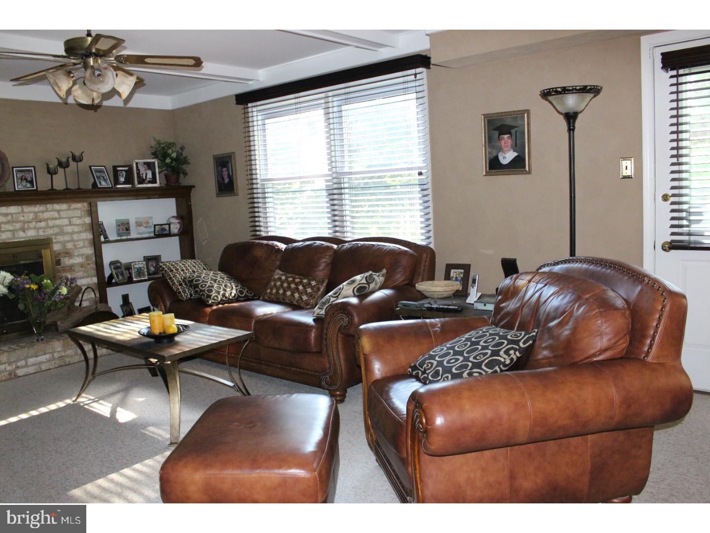 HAMPTON ESTS - Residential