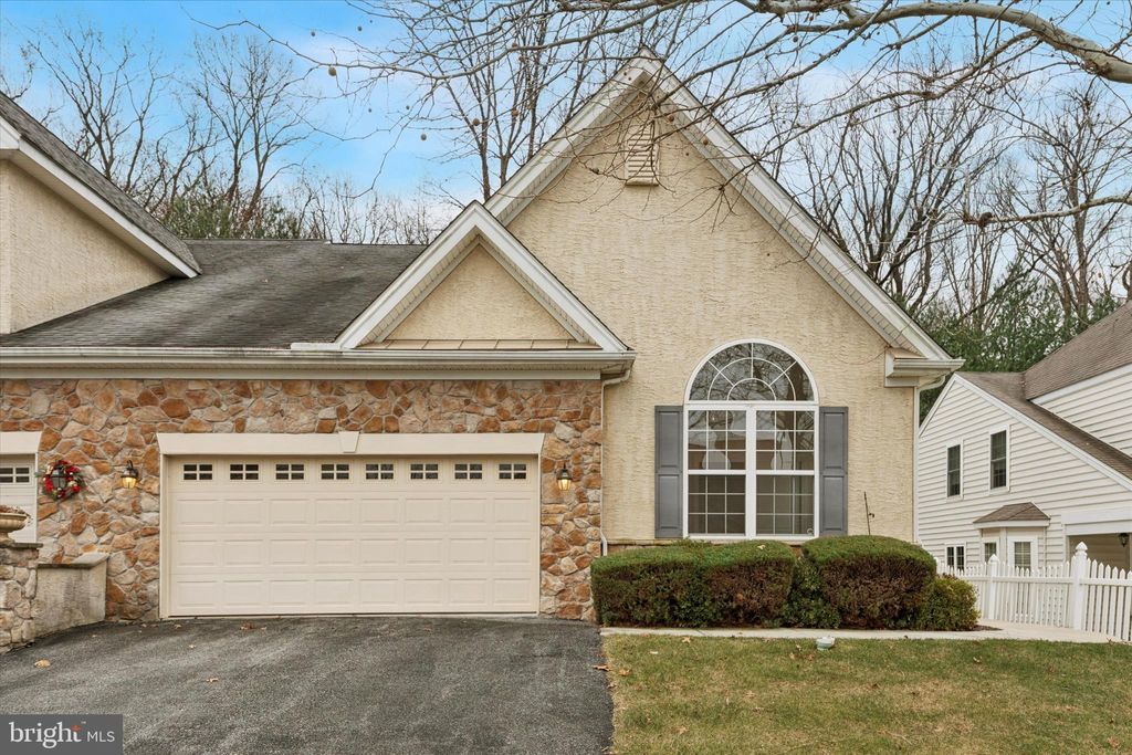 Photo of 550 Hodgson Circle, WEST GROVE, PA 19390 (MLS # PACT2114640)