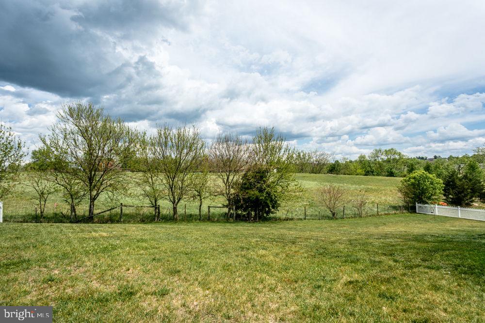 COYOTE RUN - Residential