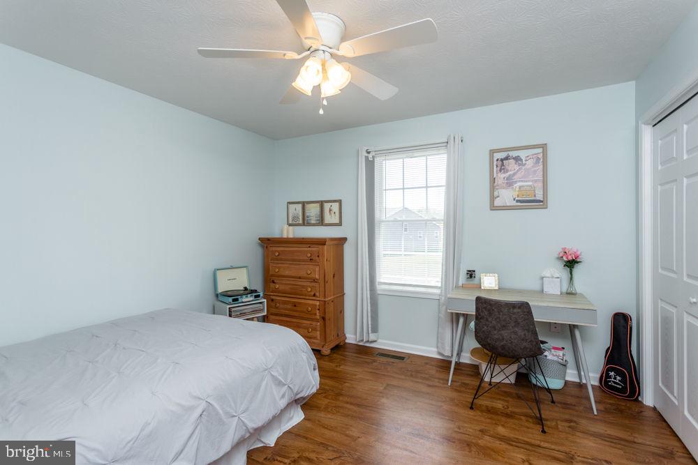 COYOTE RUN - Residential