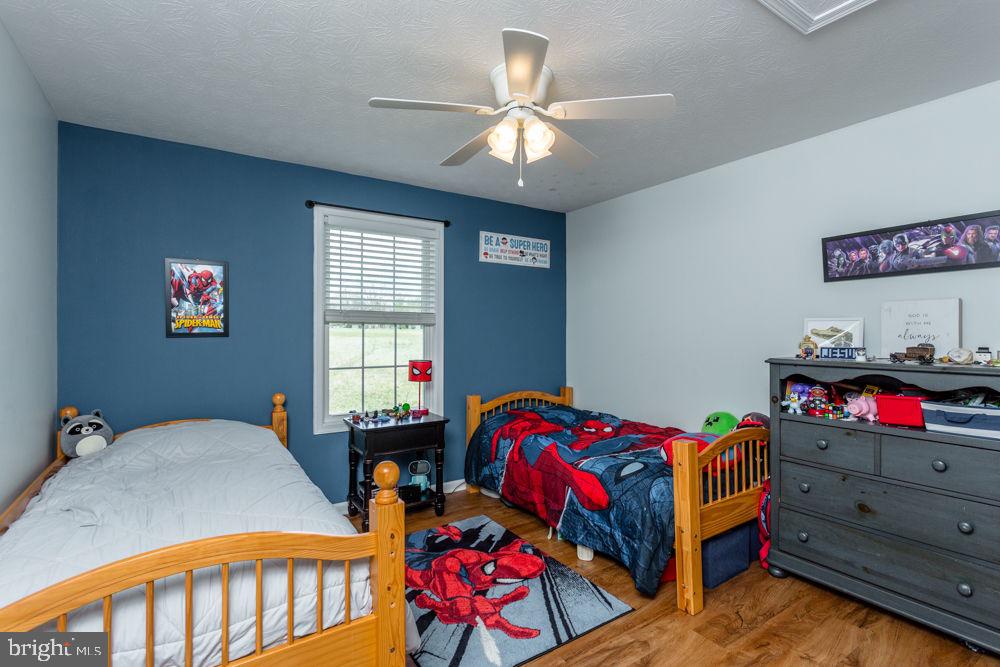 COYOTE RUN - Residential