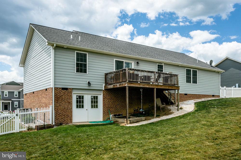 COYOTE RUN - Residential