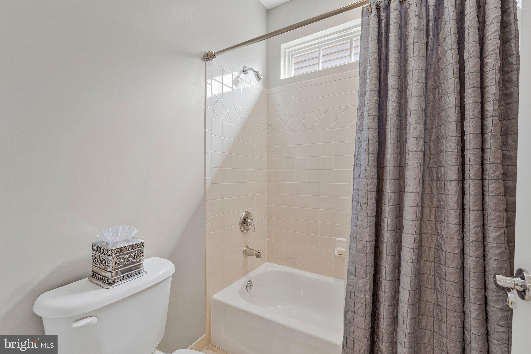 BRIARWOOD TRACE - Residential