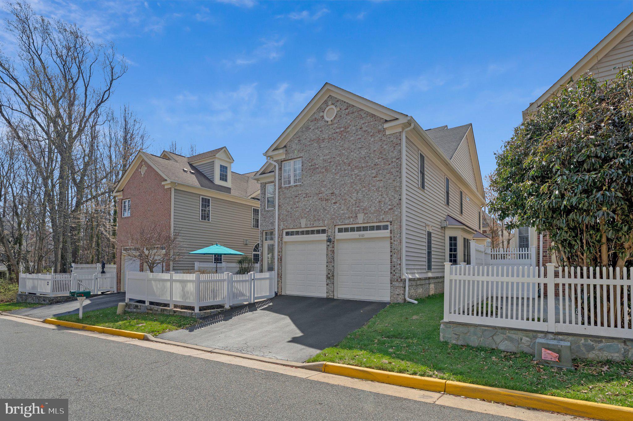 BRIARWOOD TRACE - Residential