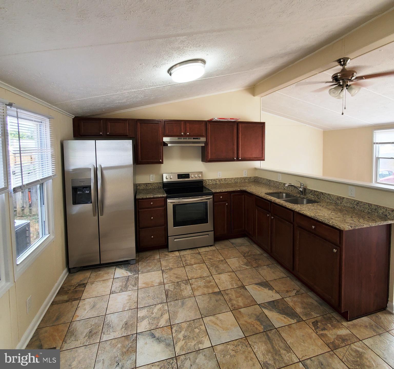 26177 OLD VALLEY PIKE