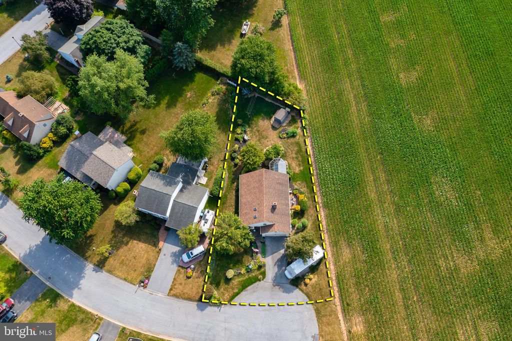 Photo of 130 Springfield Road, Landisville, PA 17538 (MLS # PALA2051906)