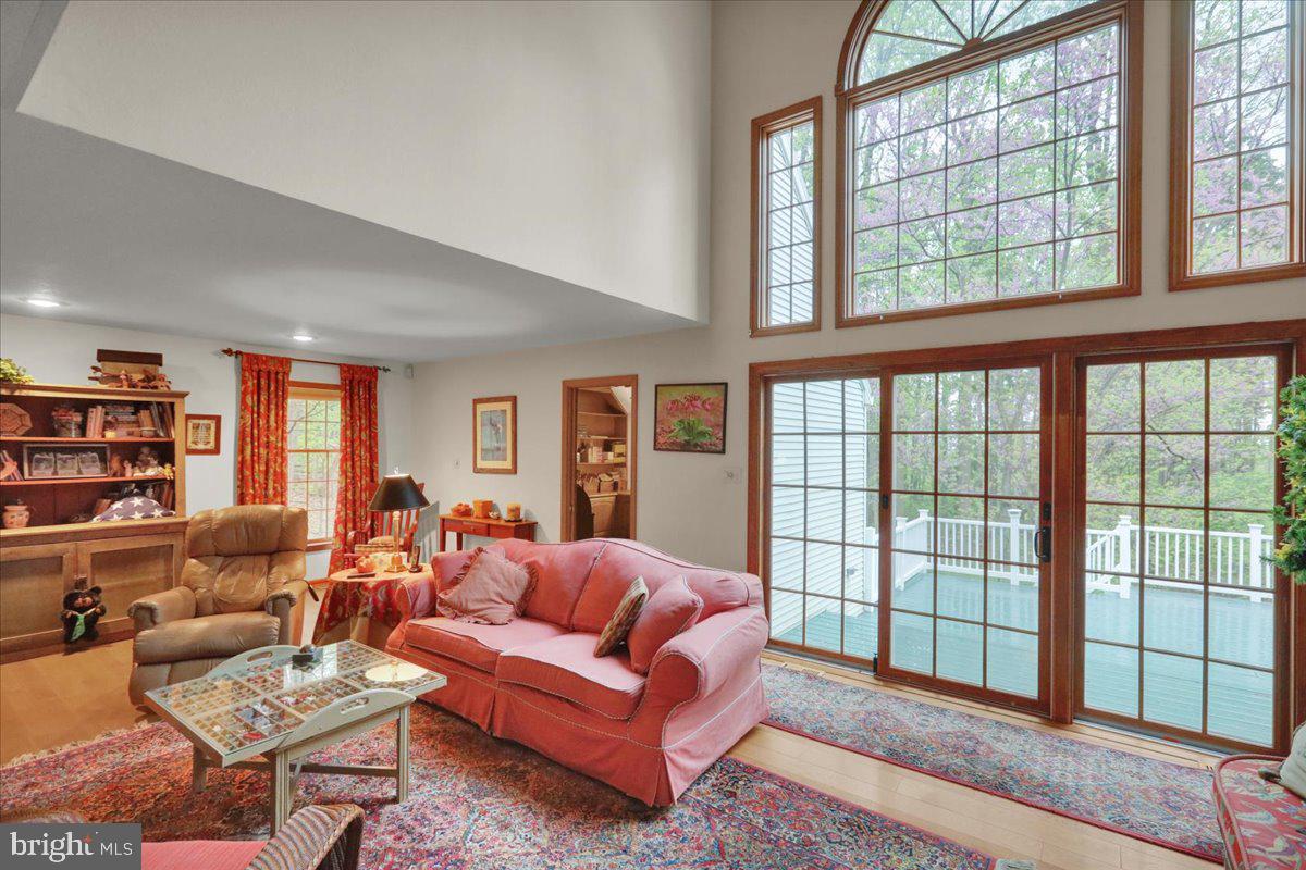 THE OAKS - Residential