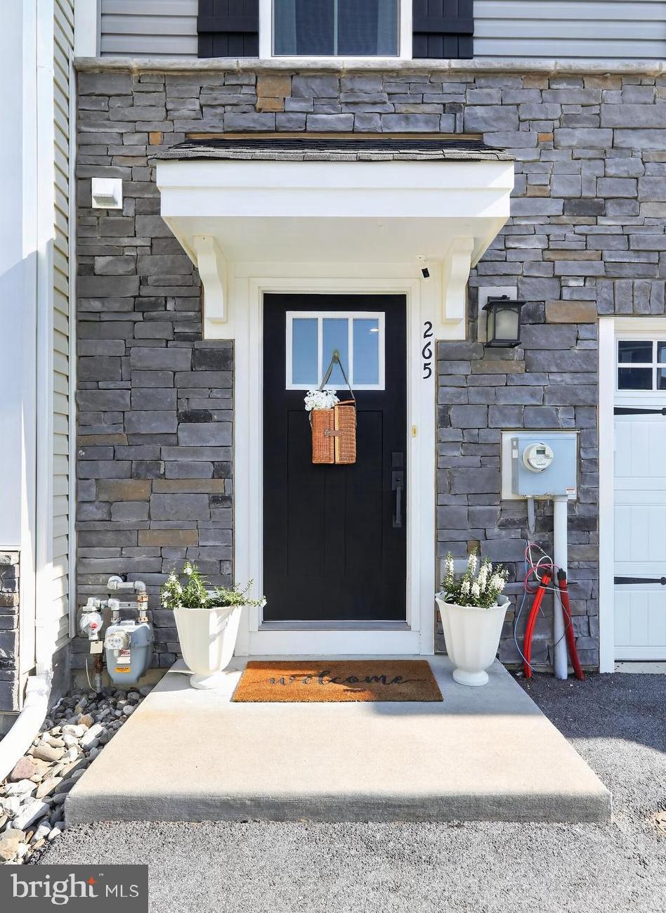 265 SUGAR MAPLE SQUARE