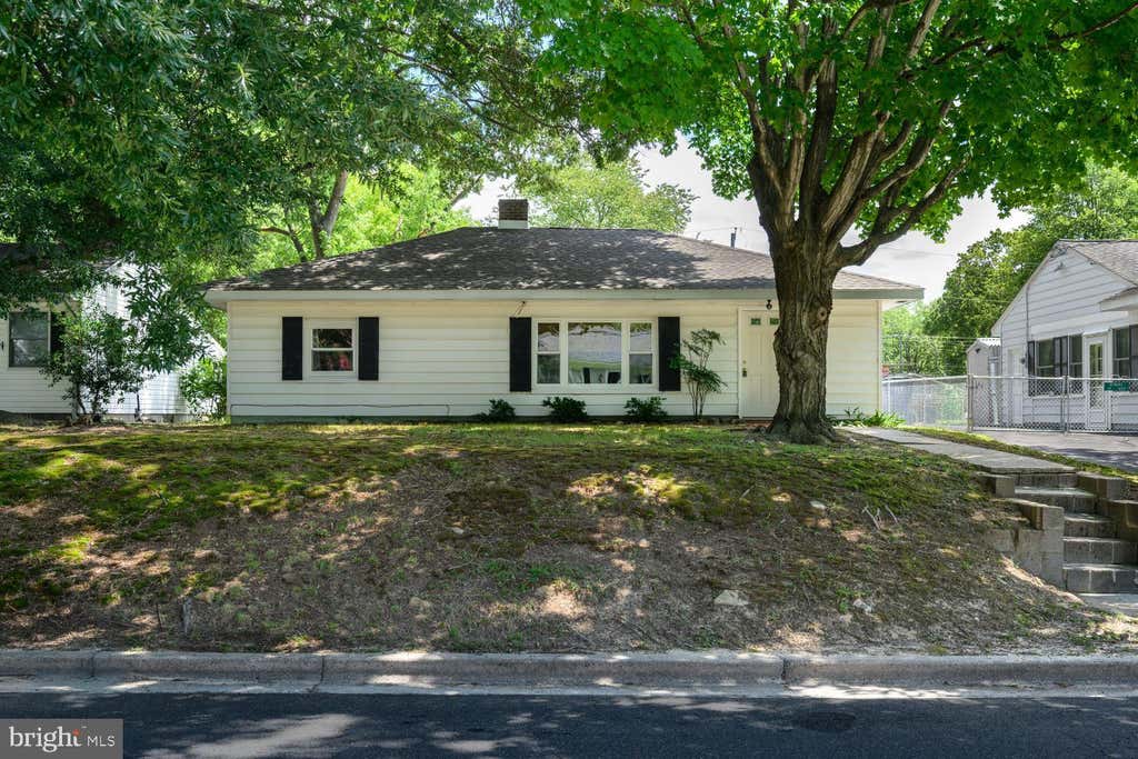 Photo of 122 Prospect Avenue, EASTON, MD 21601 (MLS # MDTA2014698)