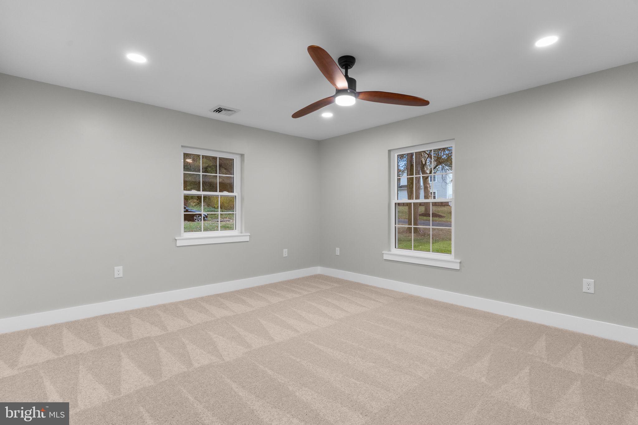 RED ROSE GATE - Residential