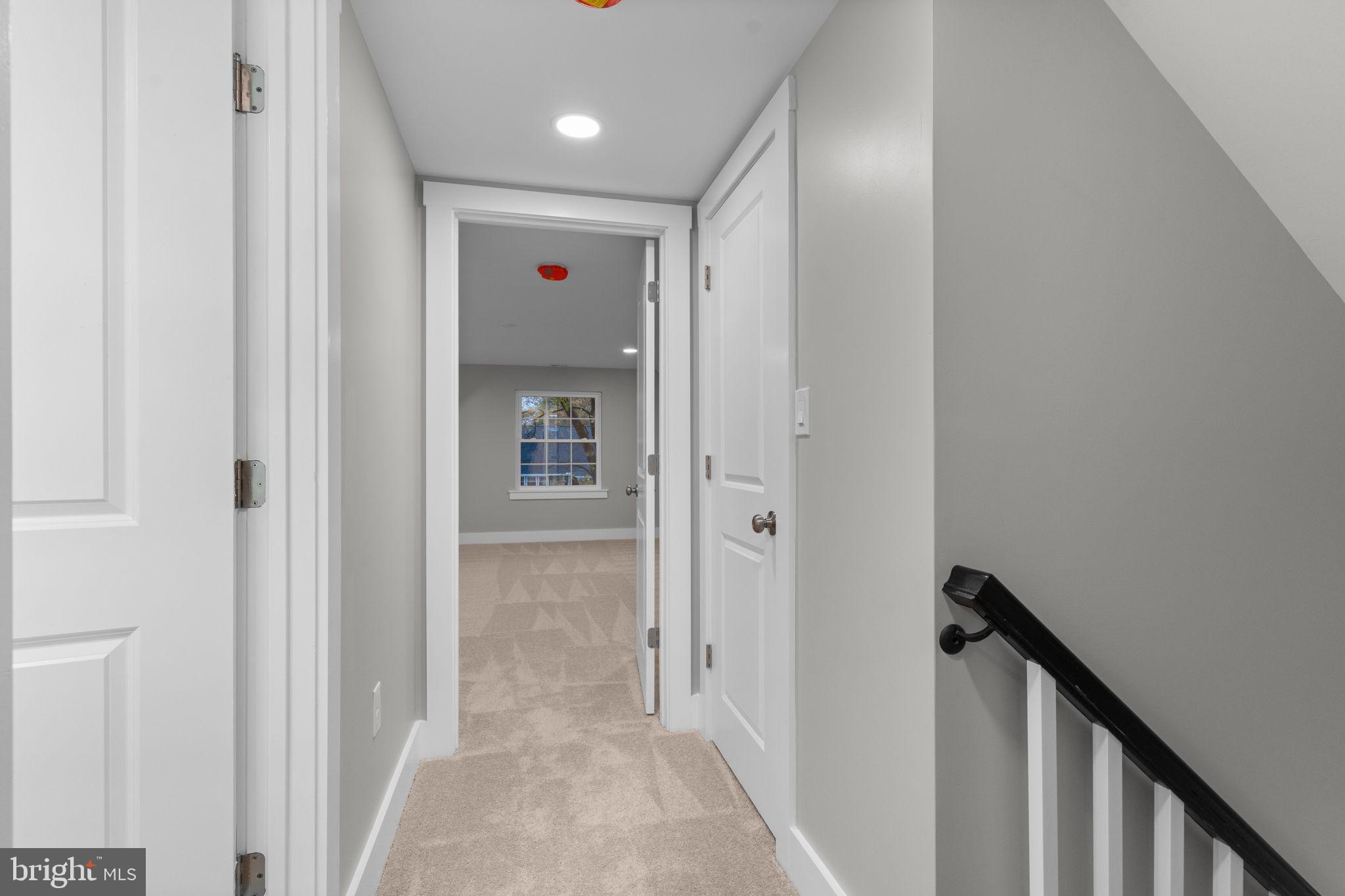 RED ROSE GATE - Residential