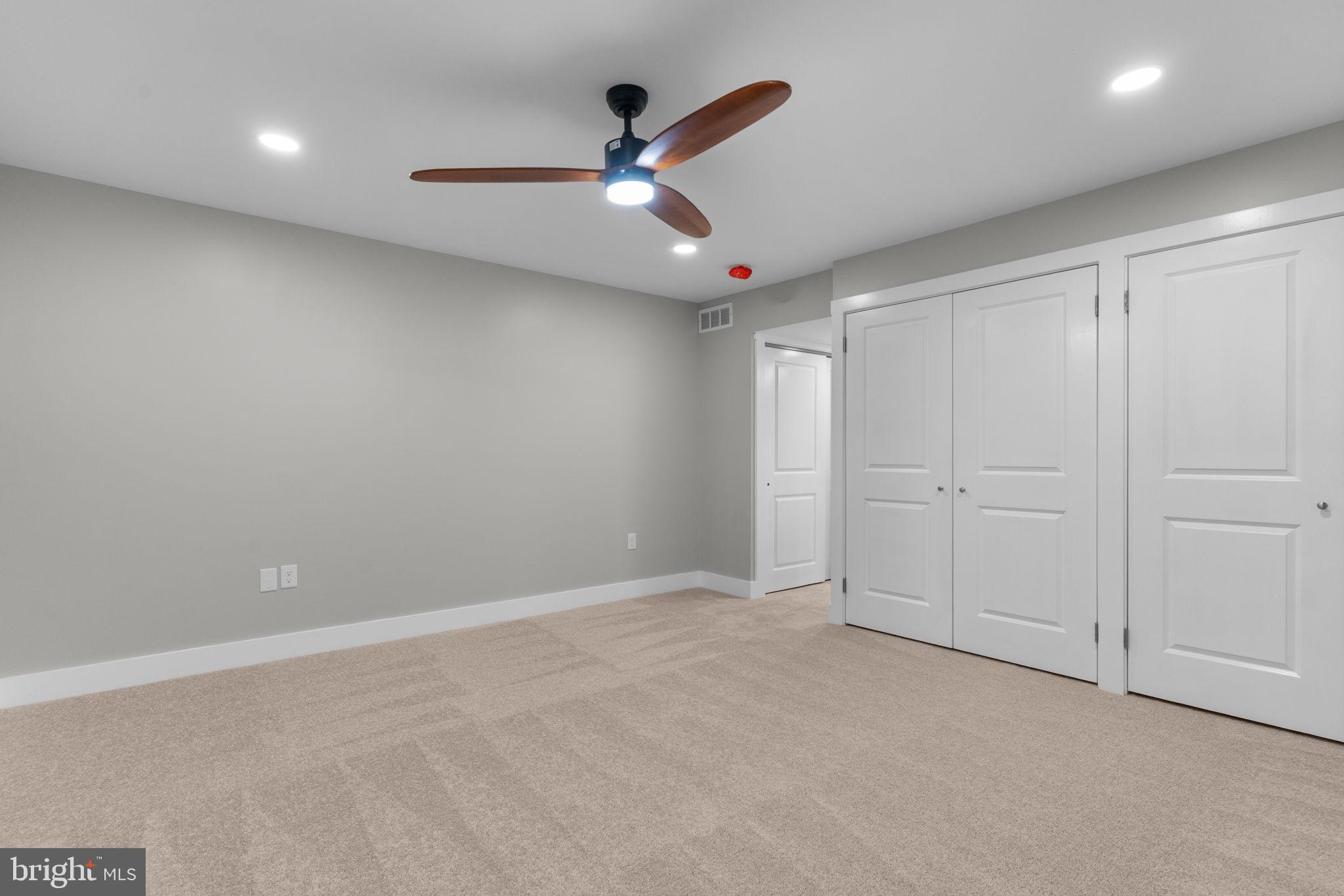 RED ROSE GATE - Residential