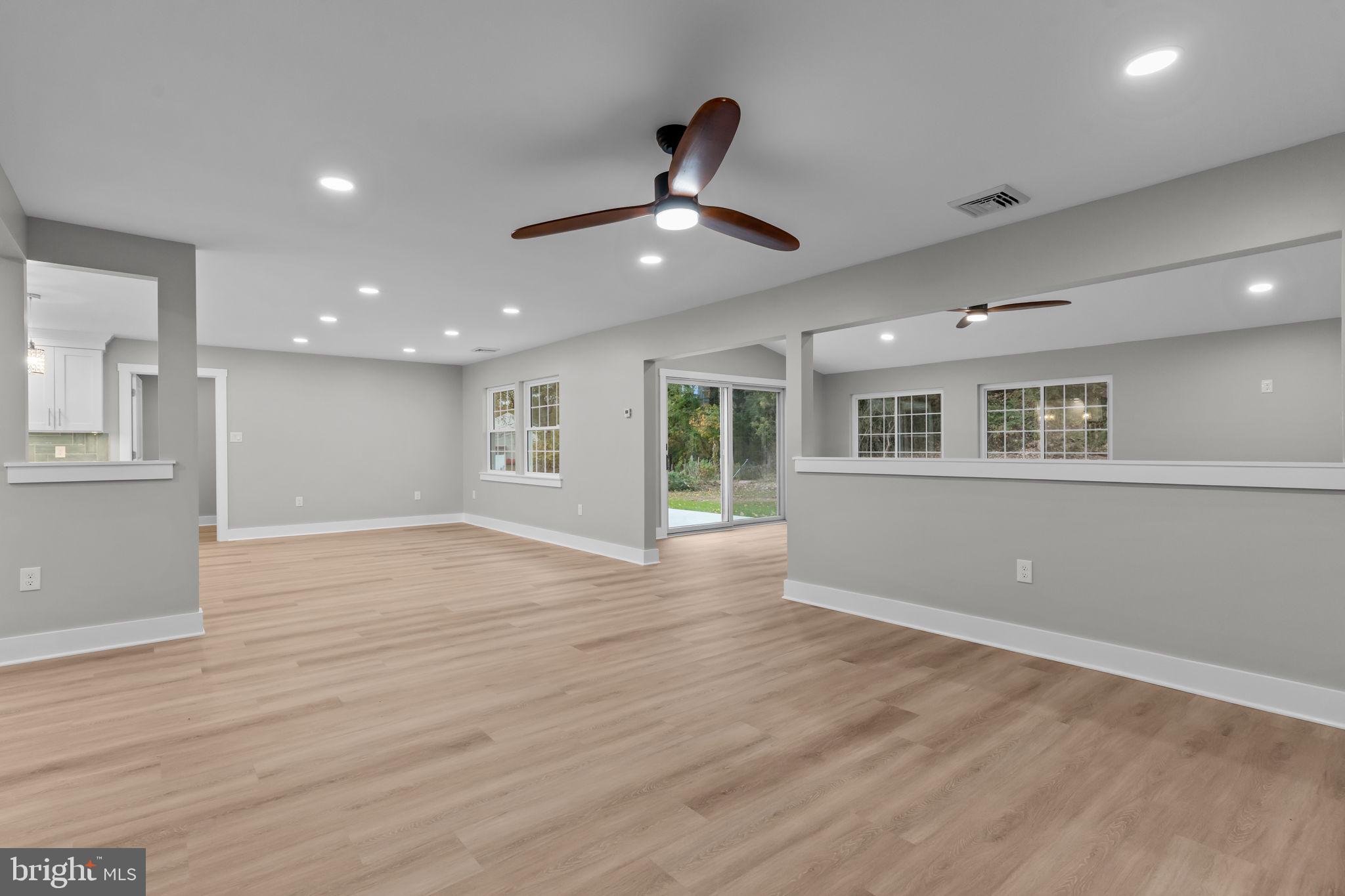 RED ROSE GATE - Residential