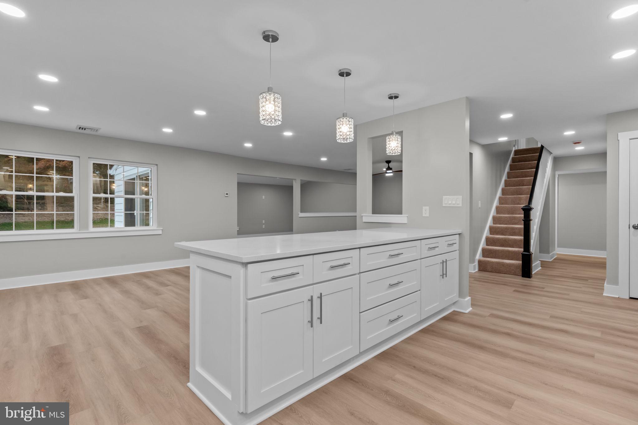 RED ROSE GATE - Residential