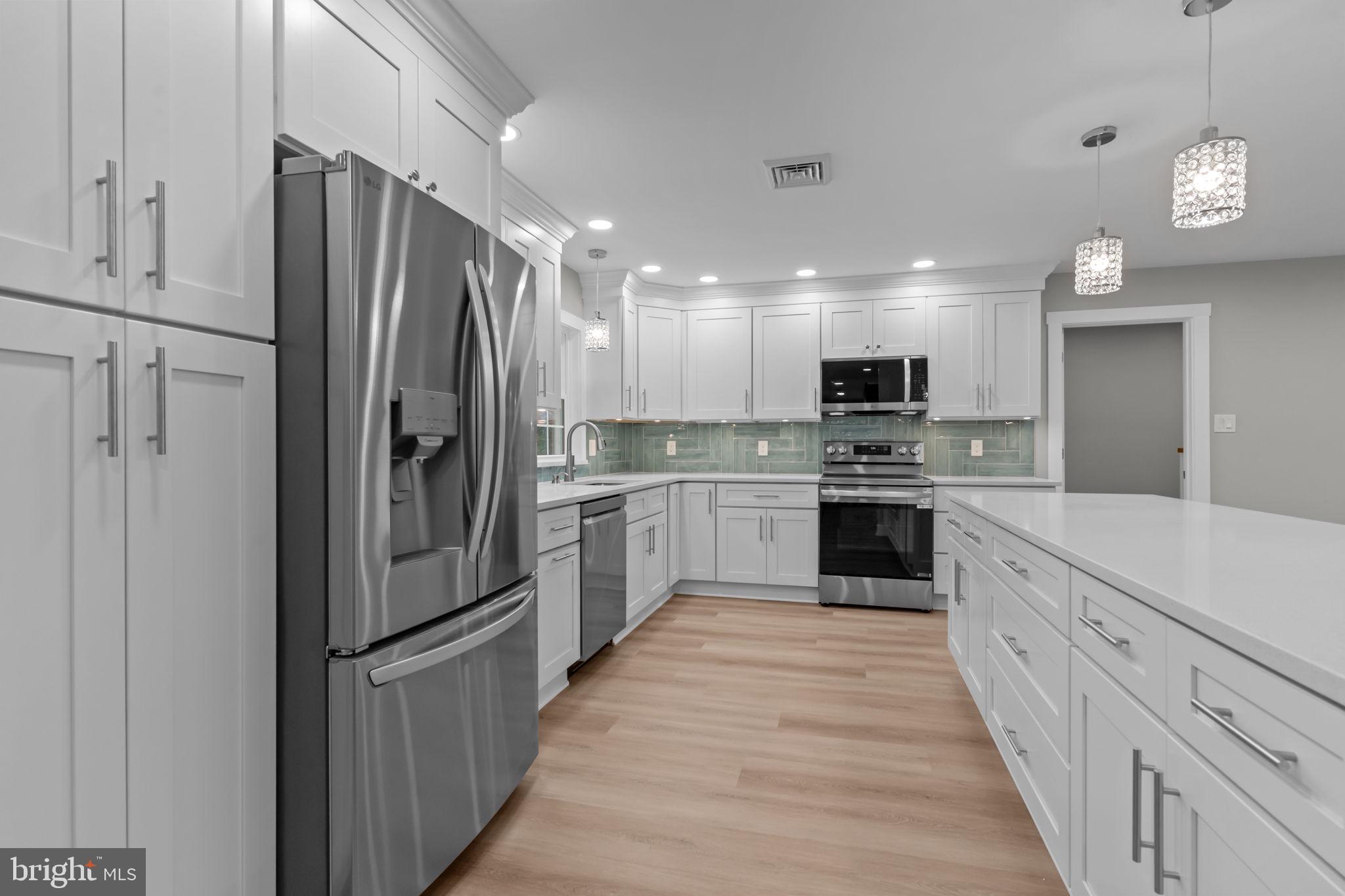 RED ROSE GATE - Residential