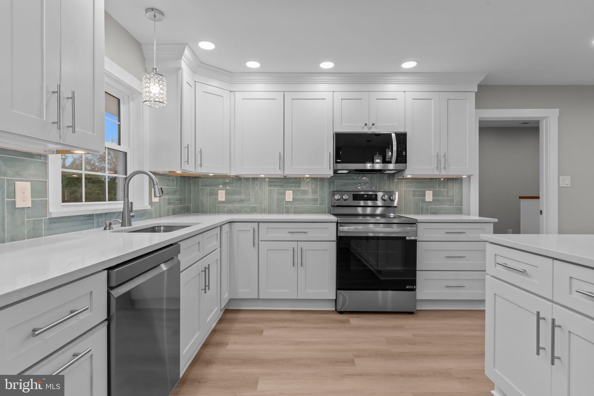 RED ROSE GATE - Residential