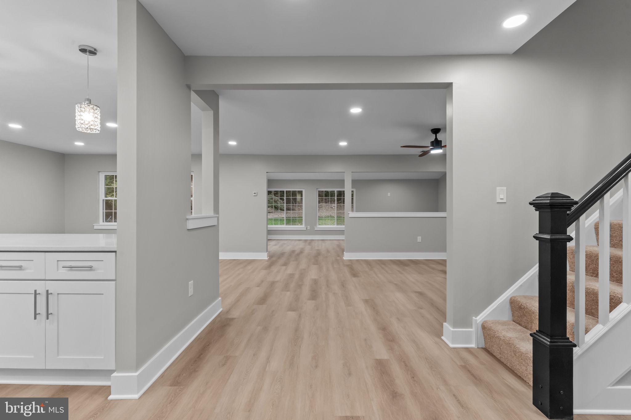 RED ROSE GATE - Residential