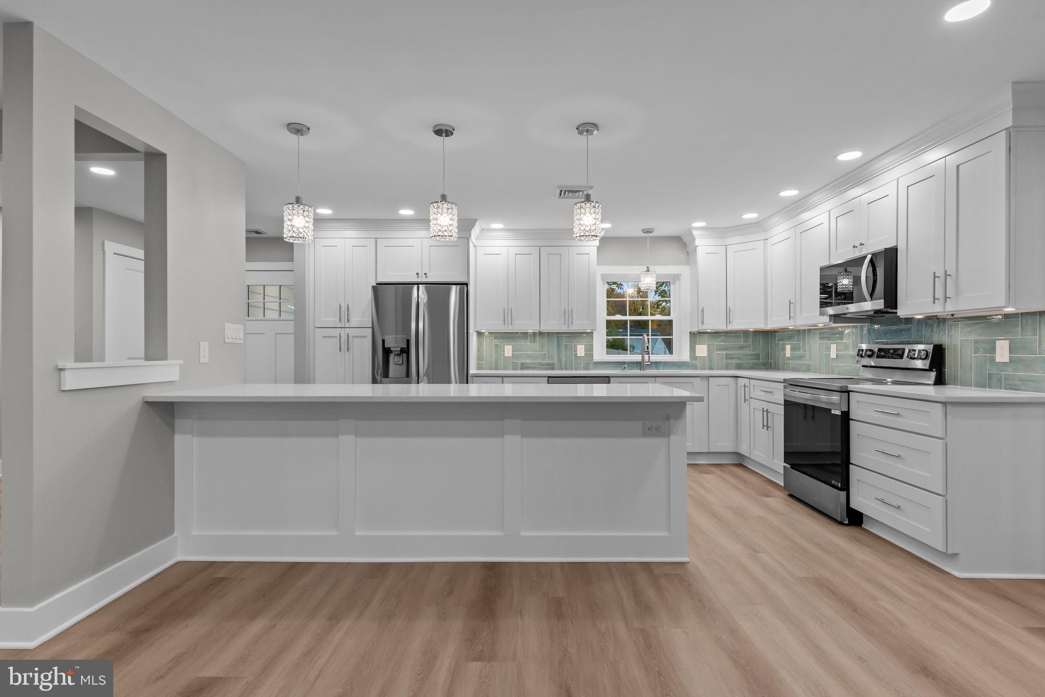 RED ROSE GATE - Residential