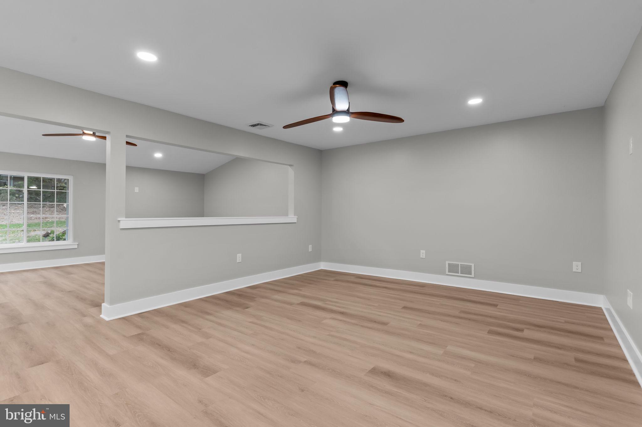 RED ROSE GATE - Residential