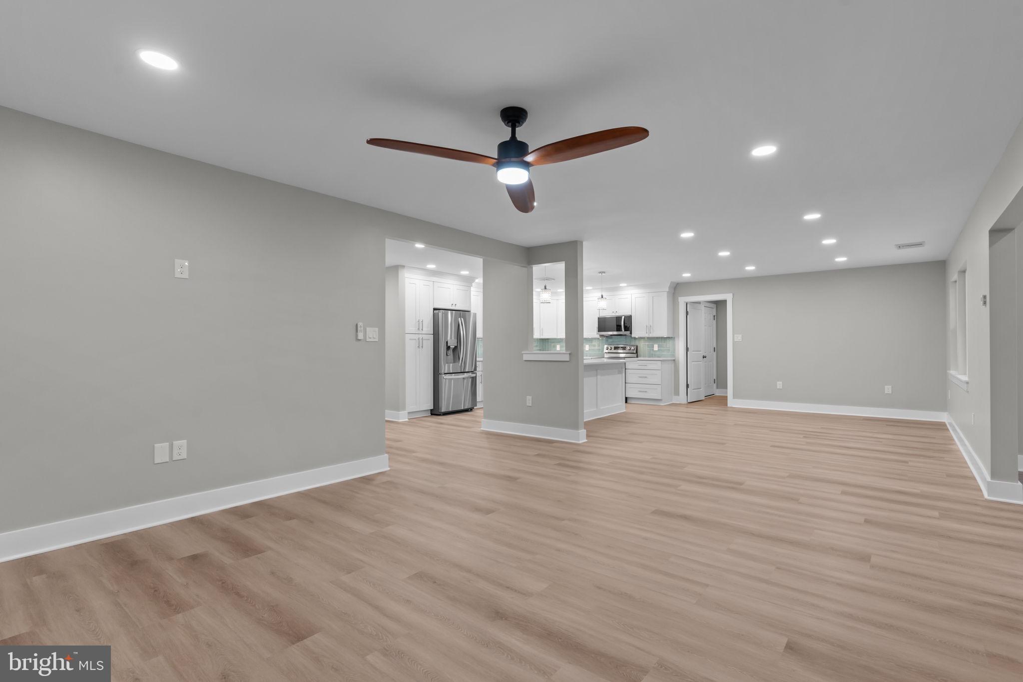 RED ROSE GATE - Residential