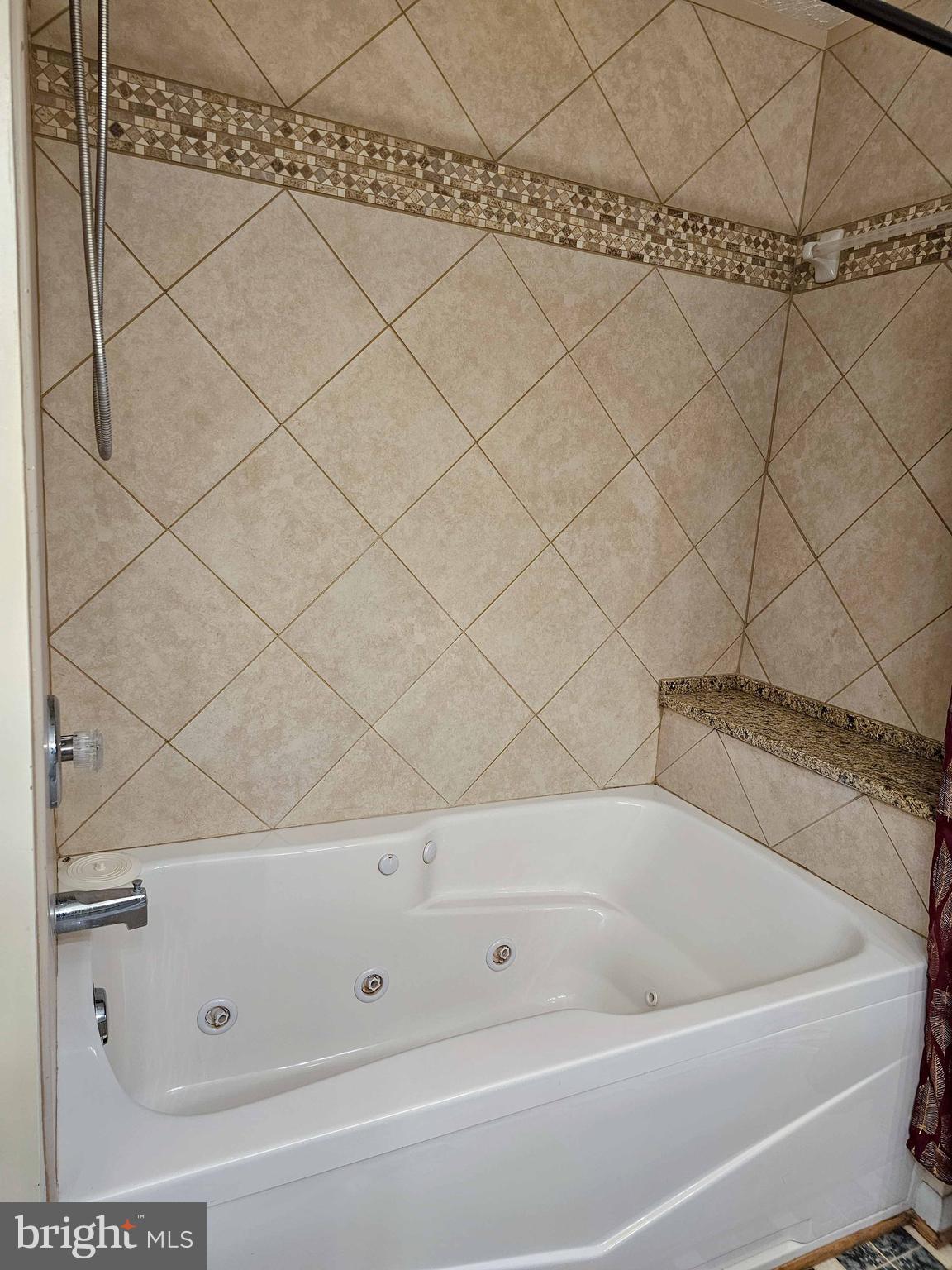 RANSON CORPORATION - Residential Lease