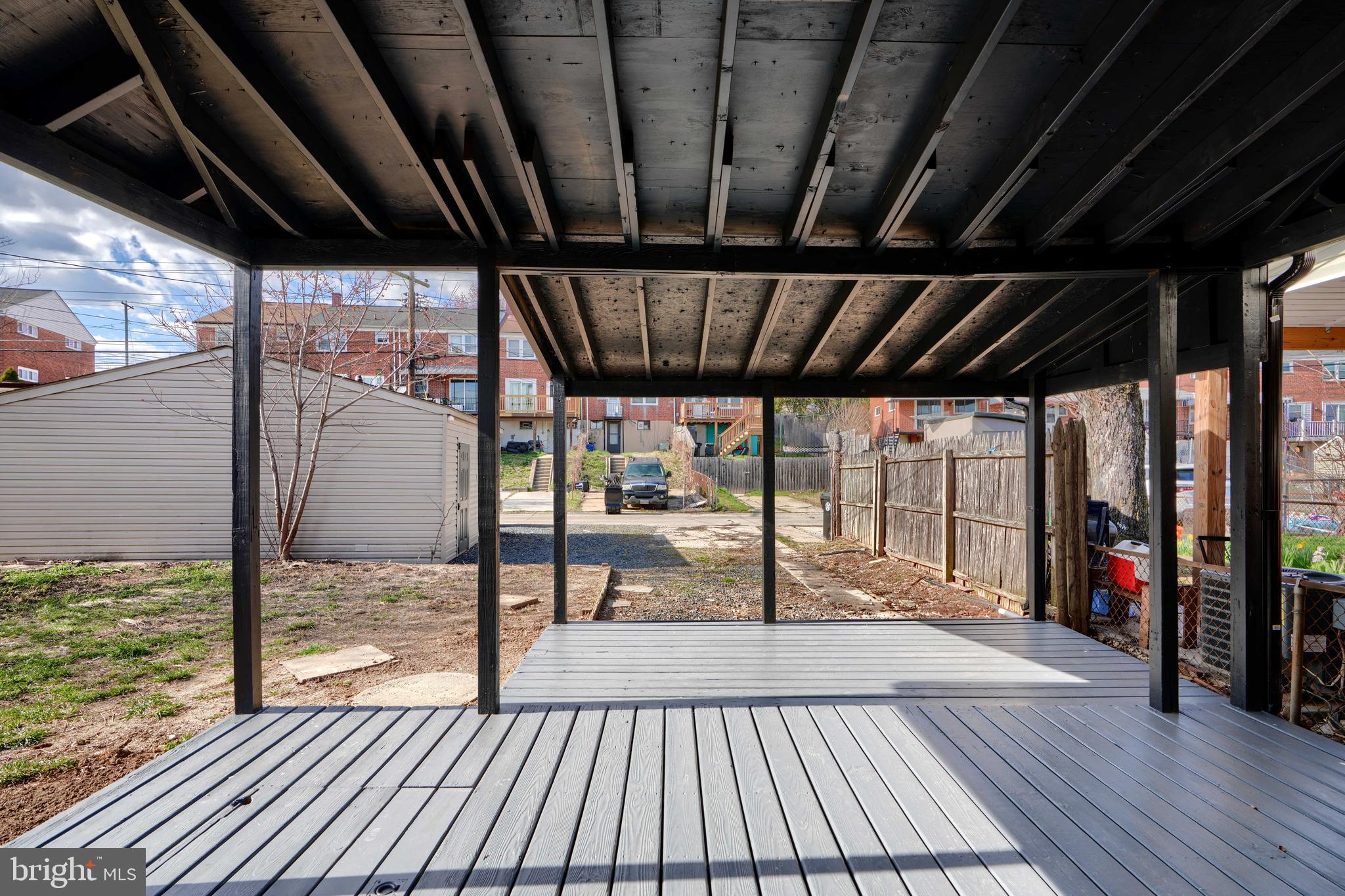 MAPLECREST - Residential