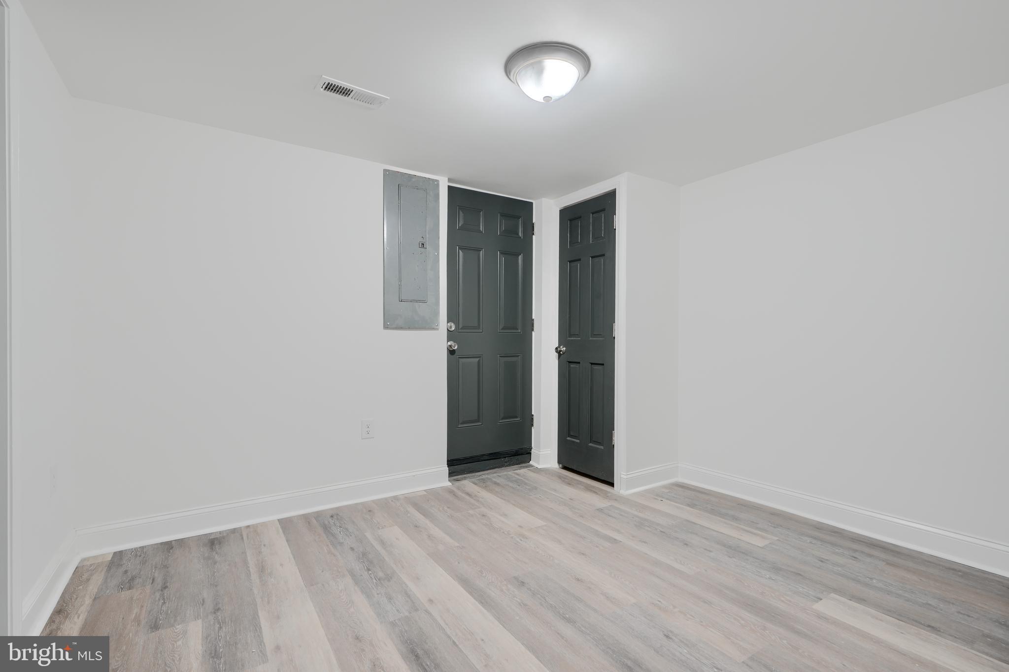 MAPLECREST - Residential