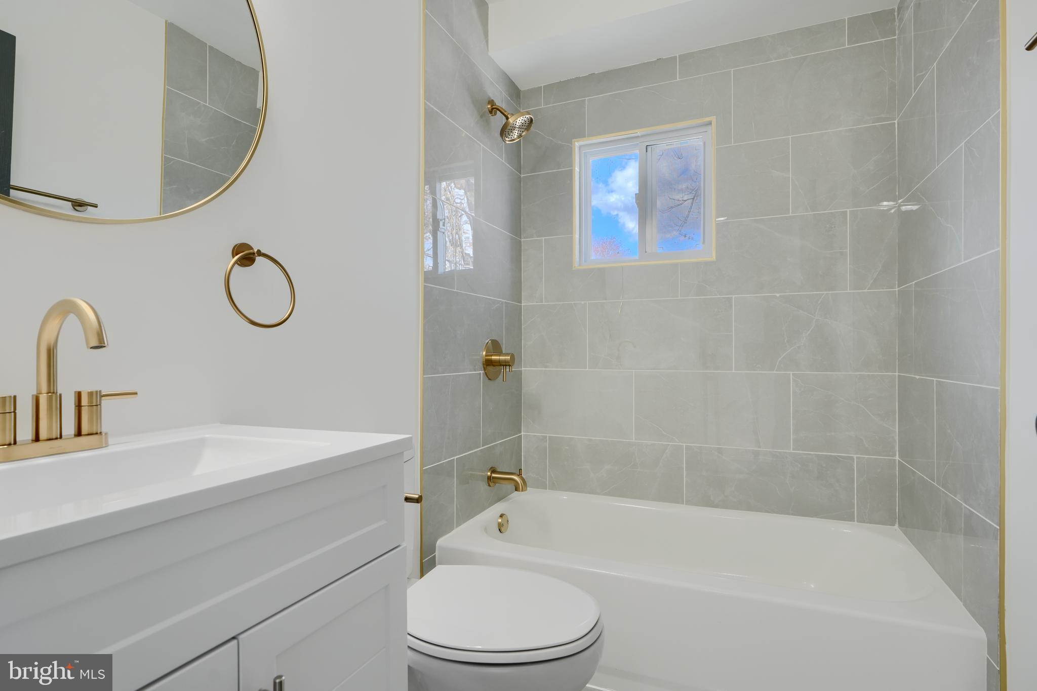 MAPLECREST - Residential