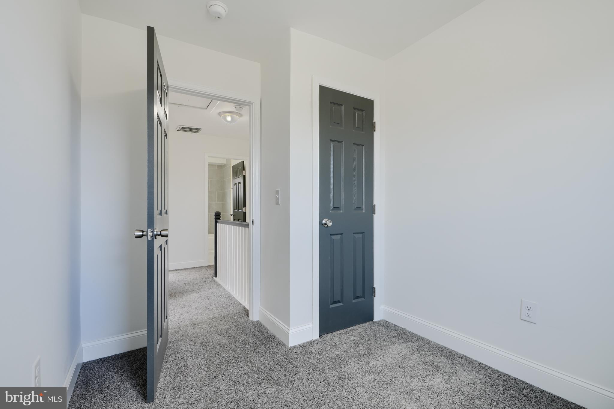 MAPLECREST - Residential