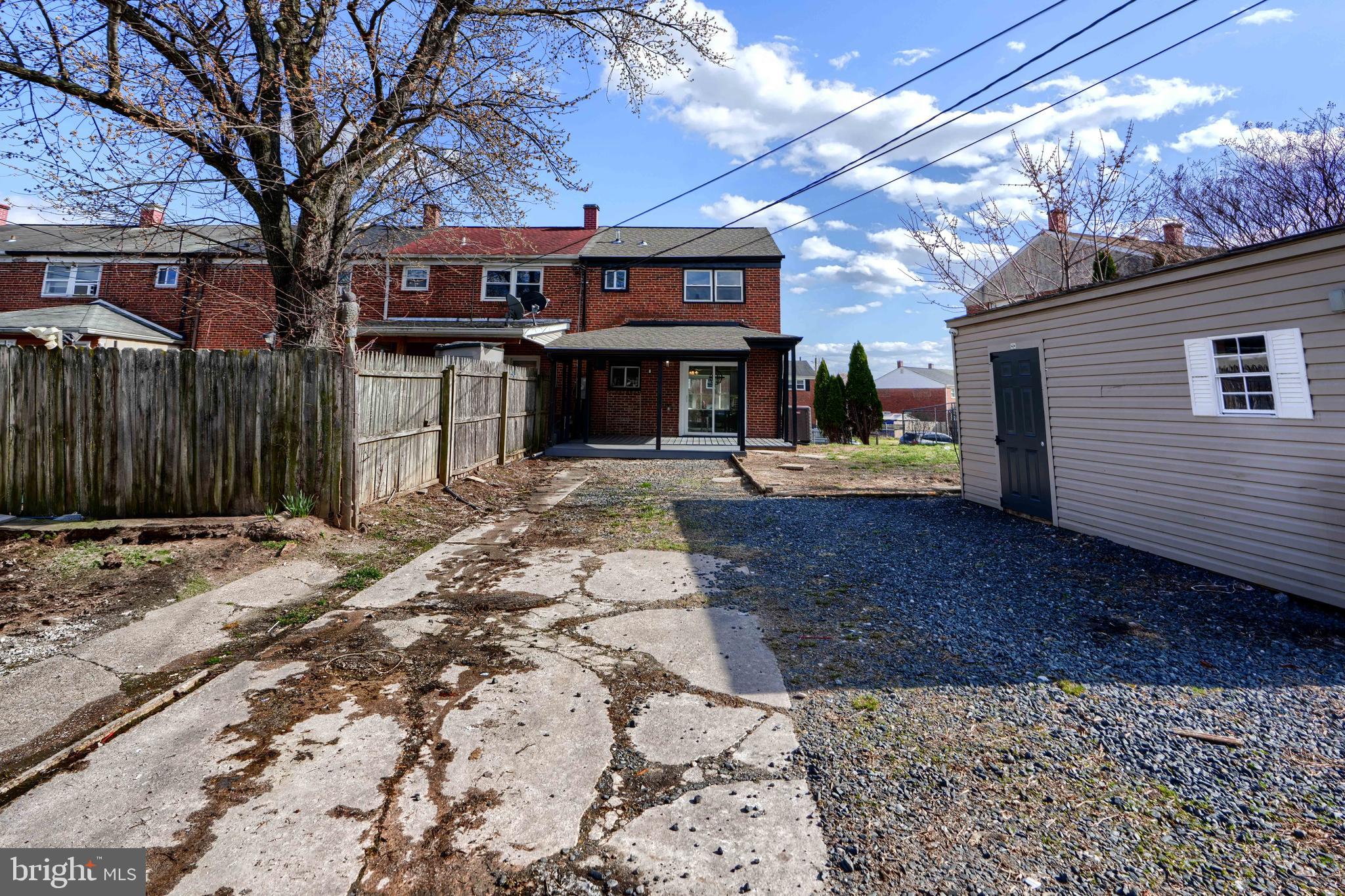 MAPLECREST - Residential