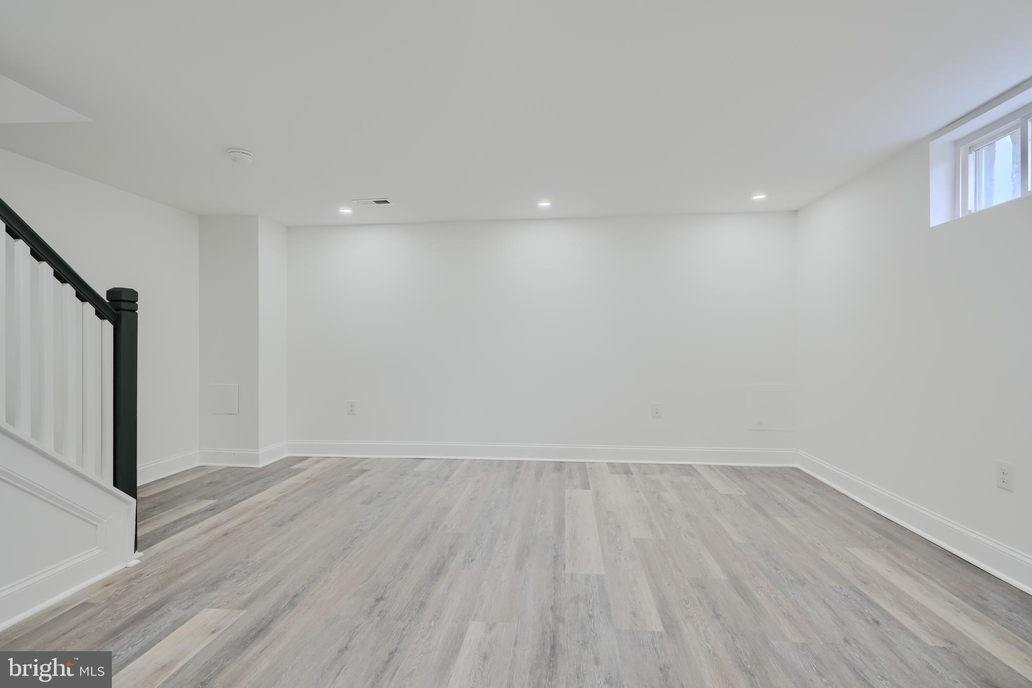 MAPLECREST - Residential