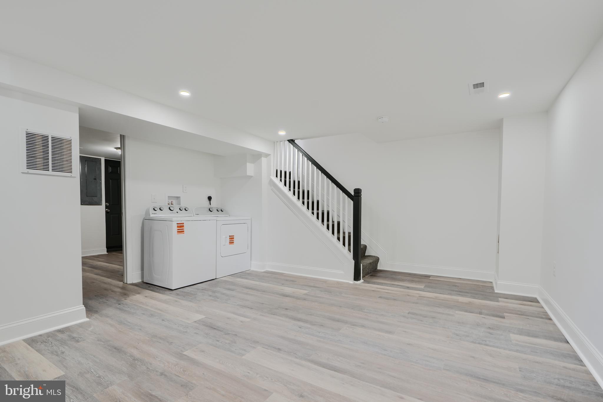 MAPLECREST - Residential