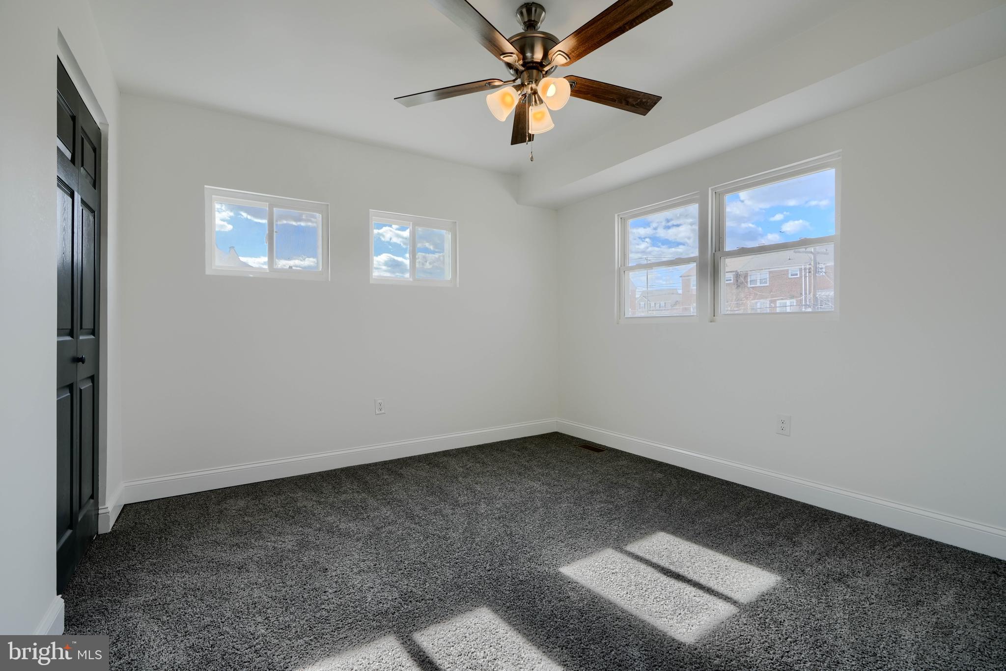 MAPLECREST - Residential